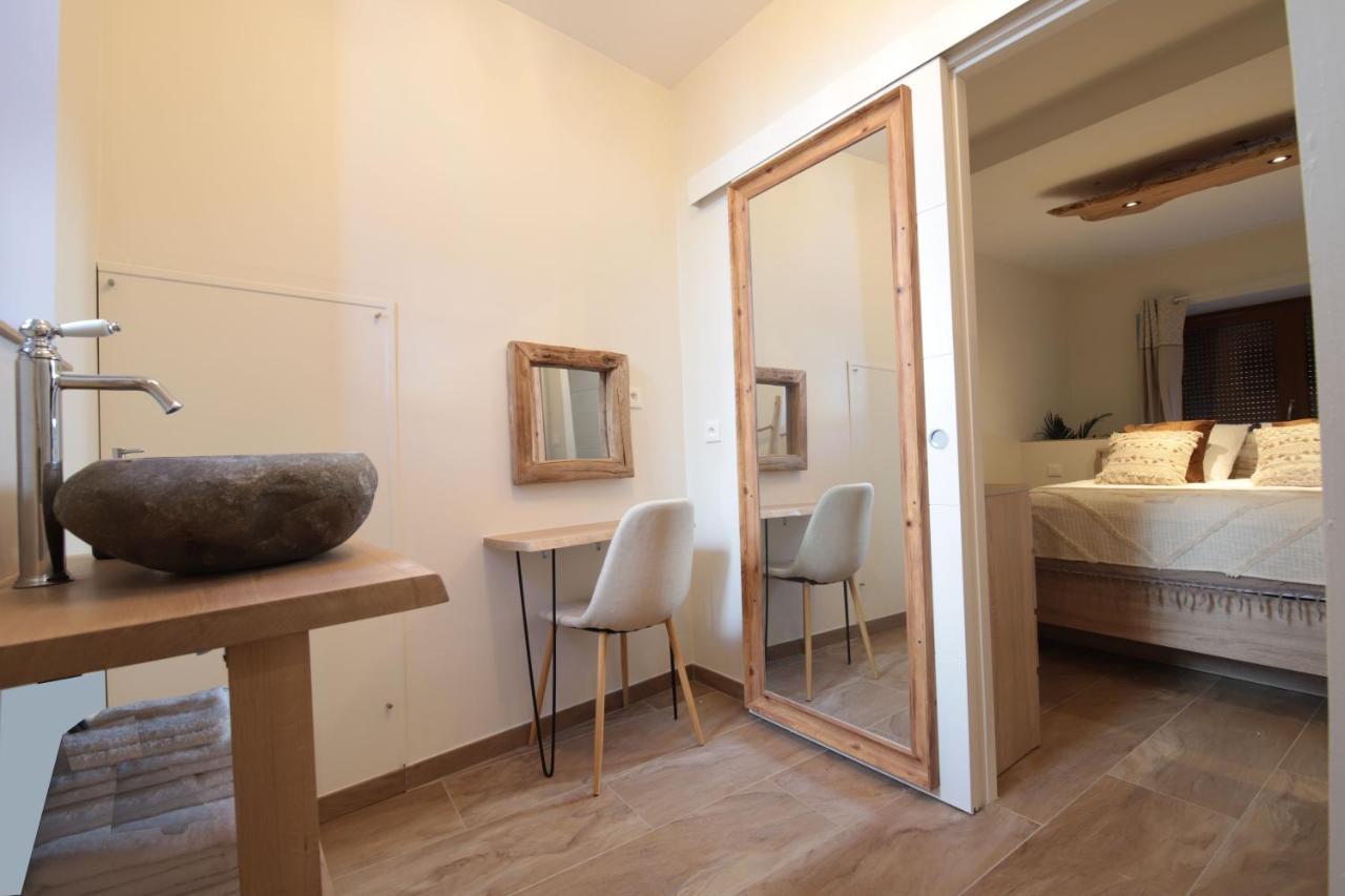 Gite De Charme Haut De Gamme Avec Jacuzzi Et Sauna Privatifs Donzere Exterior photo